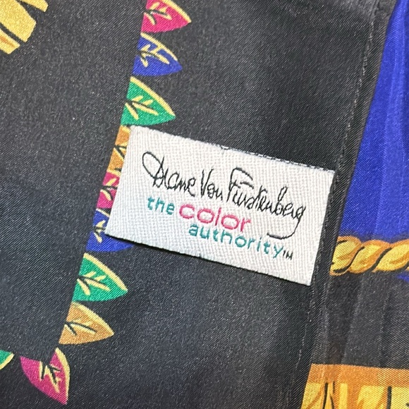 DVF silk scarf - Picture 5 of 5